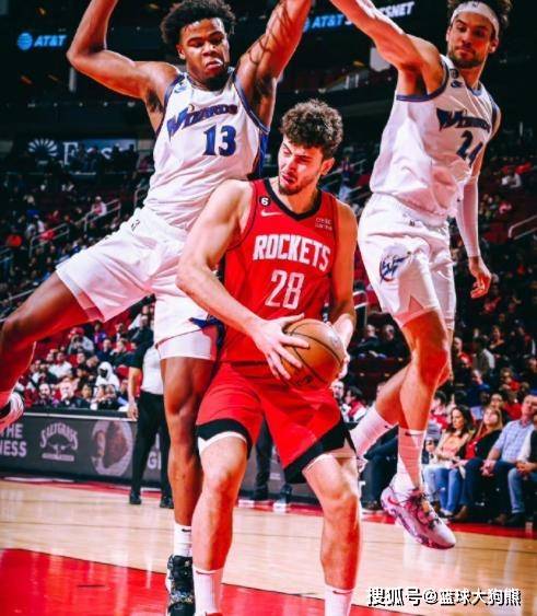 联盟第4+联盟第7！恭喜火箭队，两明星联手，下赛季变身罚球大队