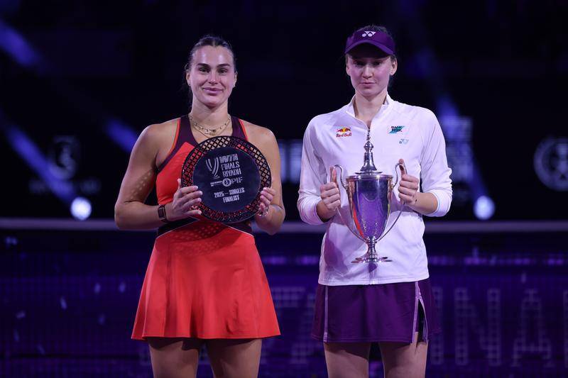 莱巴金娜力克萨巴伦卡首夺WTA年终总决赛冠军