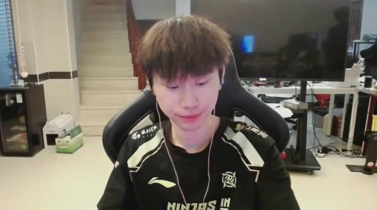 LPL官方大发雷霆！官方解说透露，联盟很生气，对ASI成绩相当不满